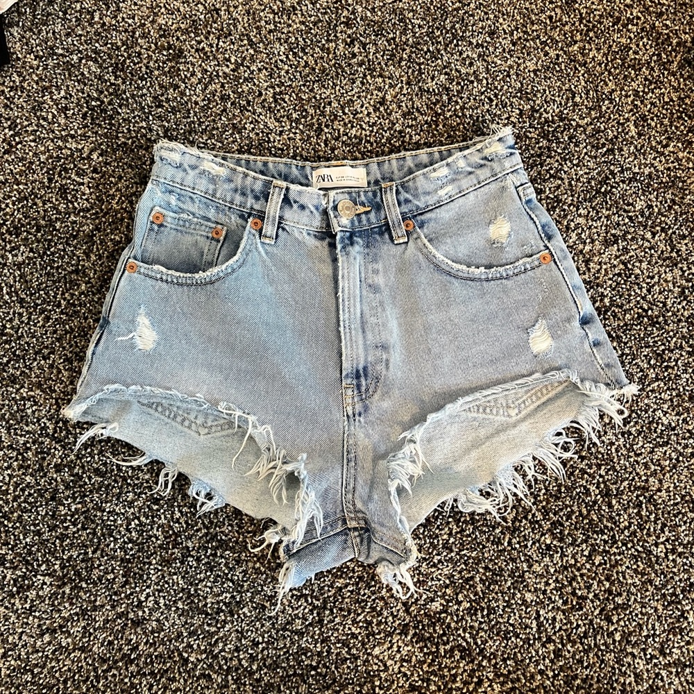 Zara Distressed Jean Shorts